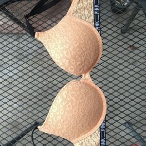 VS PINK Pushup 34B